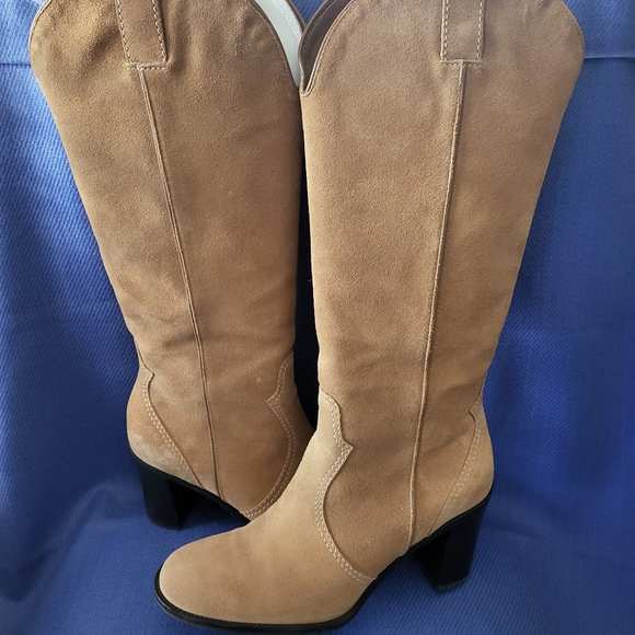 Franco Sarto, women's suede western boots size 8.5 m. - Picture 2 of 11